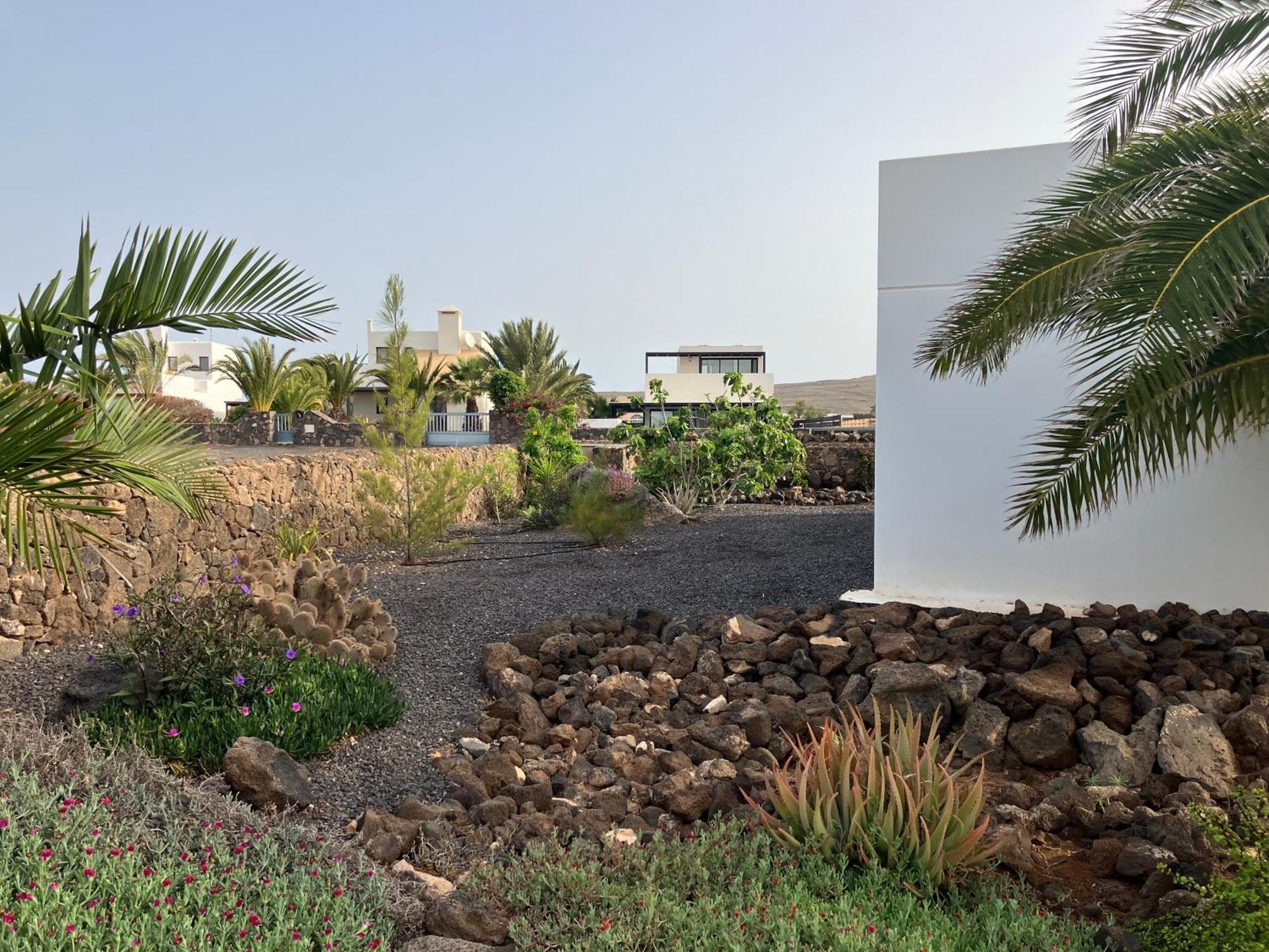 Majanicho Rock - Villa With Heated Pool Лахарес Экстерьер фото